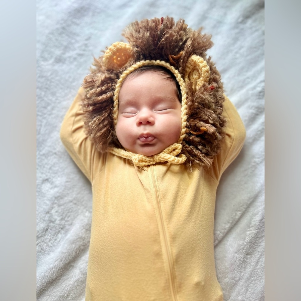 3-6 month Lion hat + Kyte Honey footie